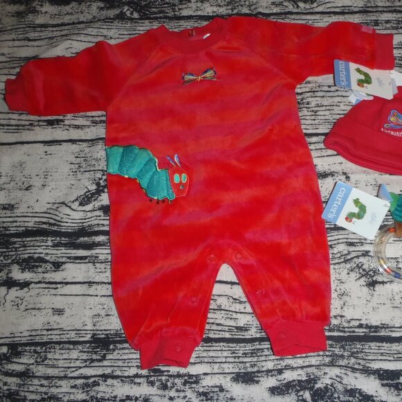 Carters Eric Carle 3-6 Month Velour Romper Hat Rattle Outfit Caterpillar NWT - Picture 2 of 6